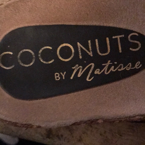 Beaded sandals ( a lot like birks) - Picture 3 of 3